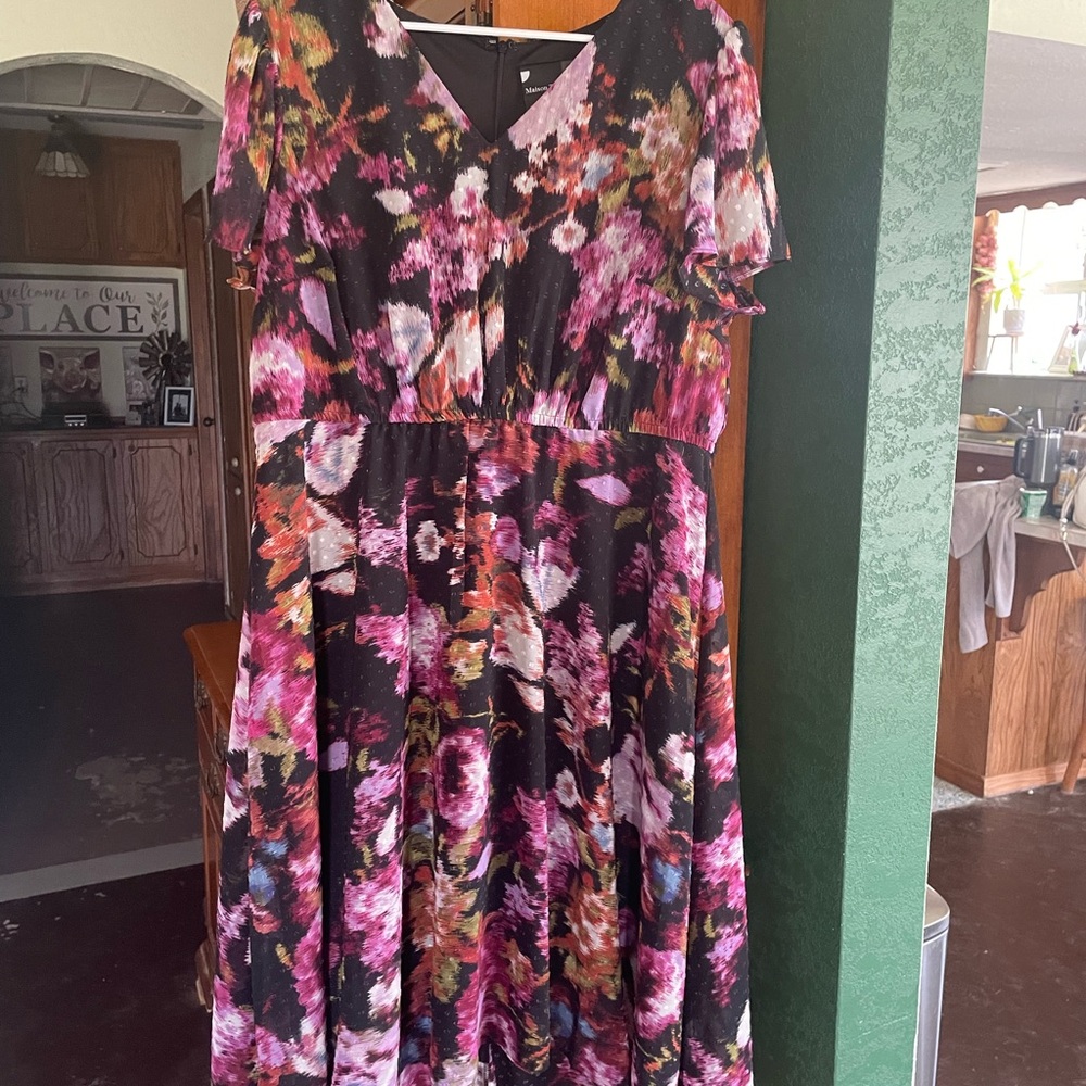 Floral V-Neck Dress